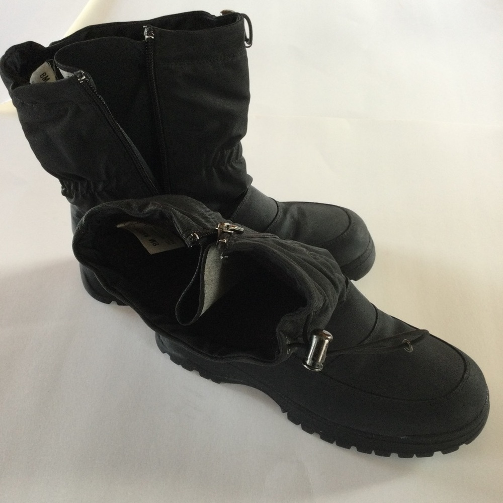 Boston Accent Black Boots Weather Proof Non Skid Soles & Heels Size 8M - Picture 3 of 8